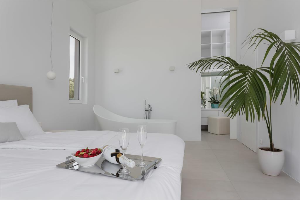 White Grace - A Seductive World Of Luxury Villa Pigí Eksteriør bilde